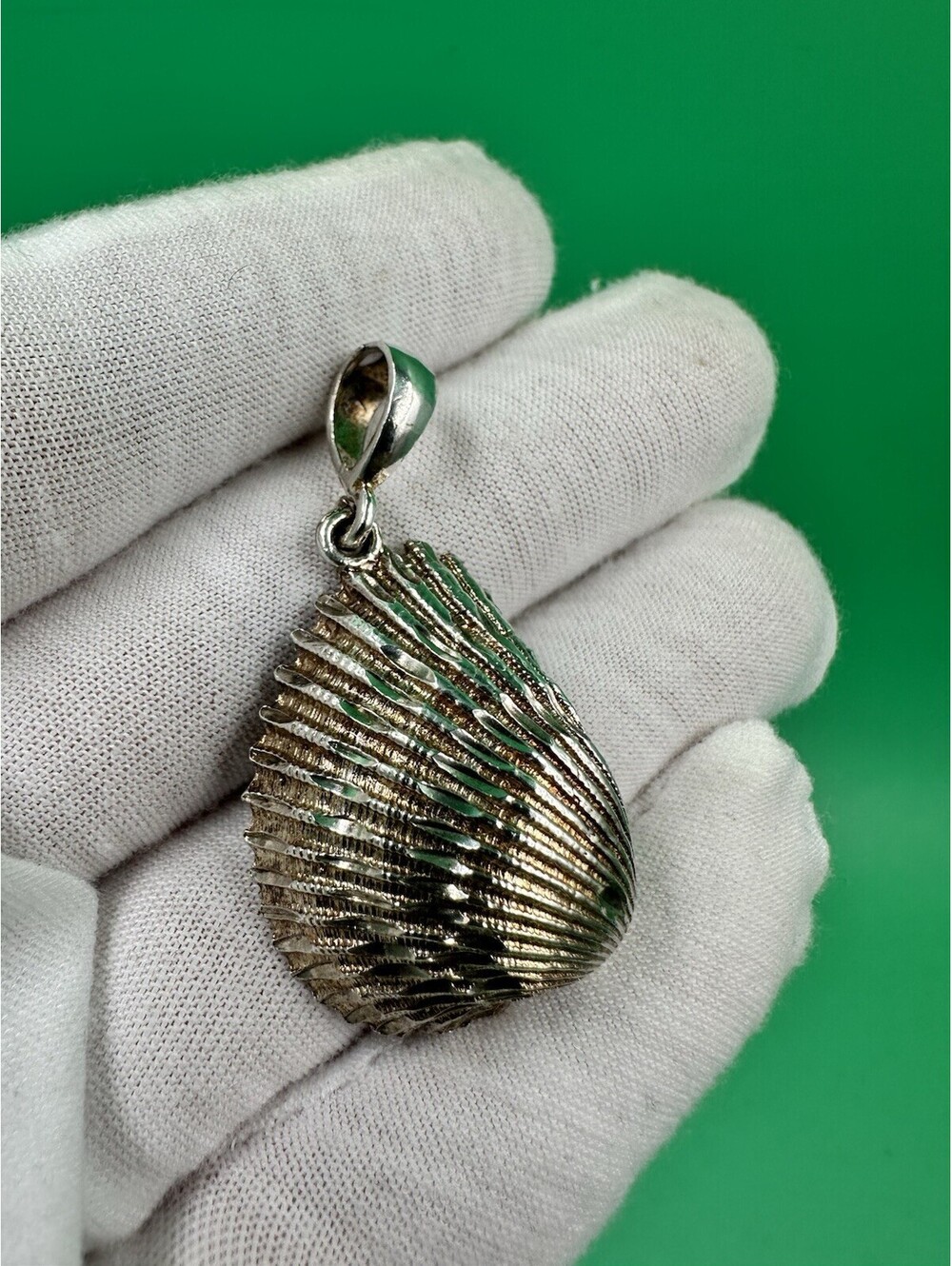 Vintage 925 Sterling Silver Scalloped Clam 🐚 Ocean Pendant Heavy 11g